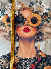 Panel mujer girasol