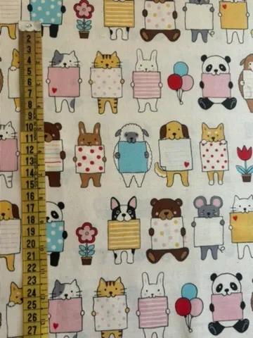 Animales con tarjetas fondo beige