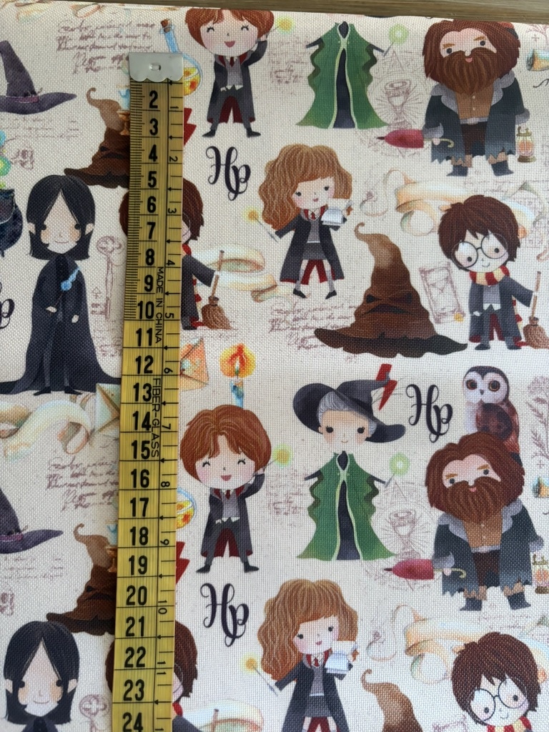 Harry potter personajes fondo beige