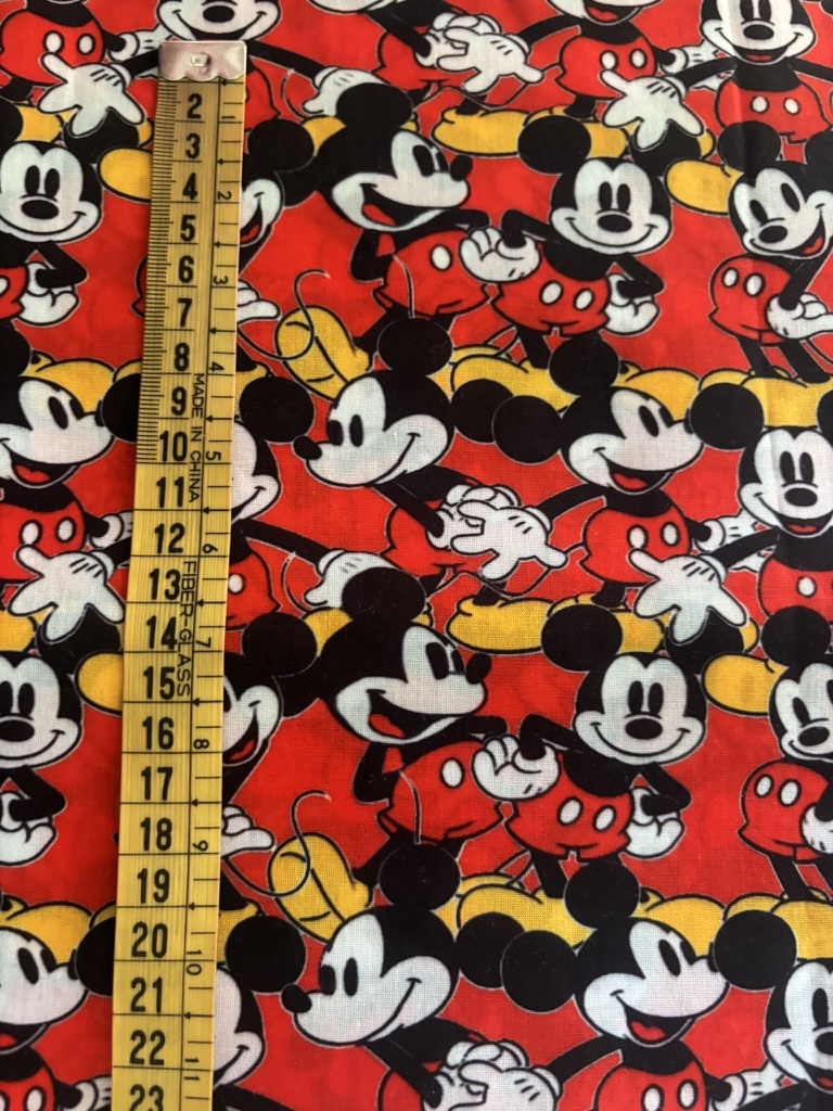 Mickey rojo