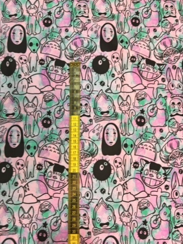 Gibhli Totoro fondo rosay verde